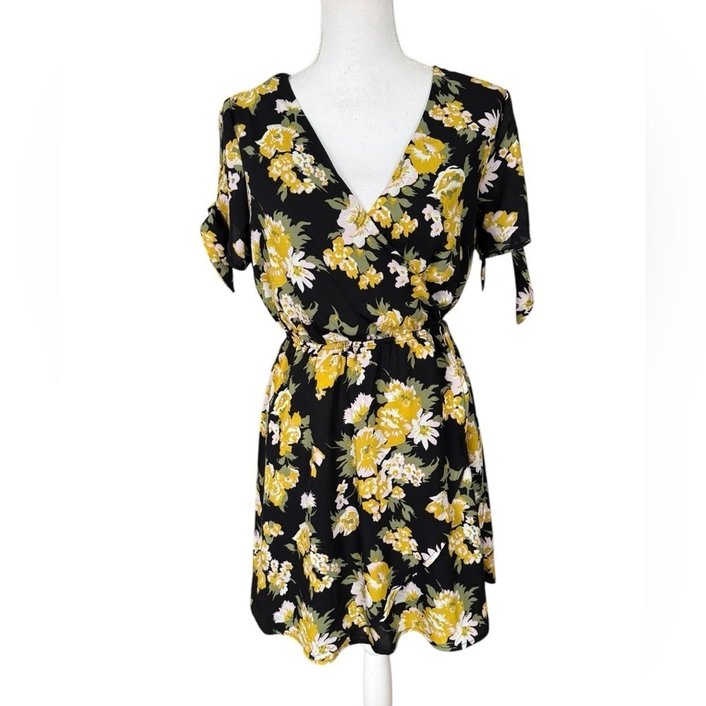 AS U WISH floral faux wrap mini dress size small